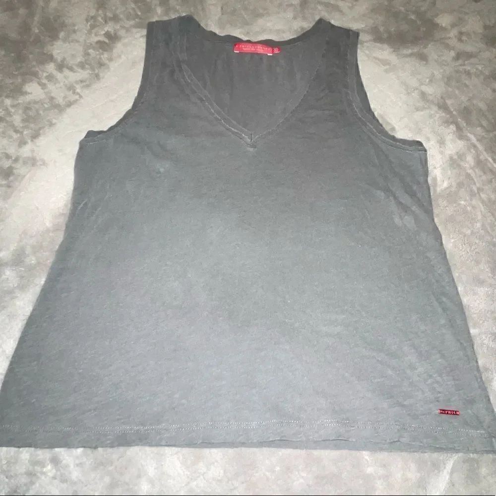 n:PHILANTHROPY Distressed Muscle Tee - Picture 4 of 9